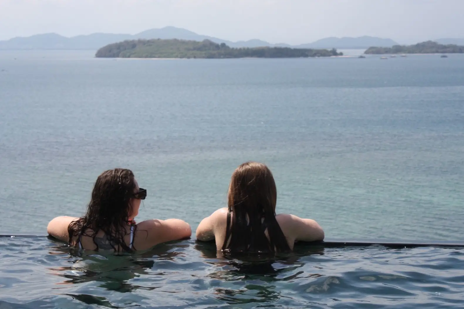 0e4bc322-7151-4bf2-bfcf-474ce6619fca